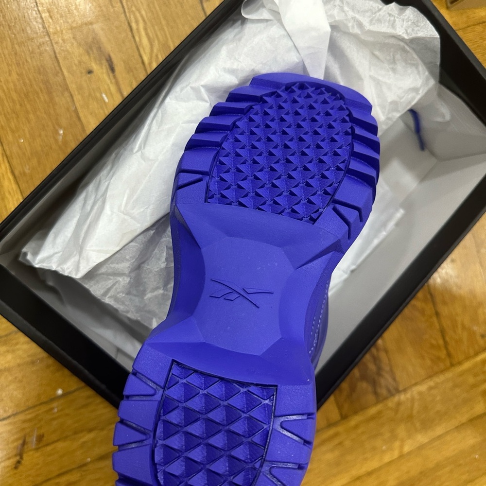 Reebok kids girls (cardi b edition) size 1.5